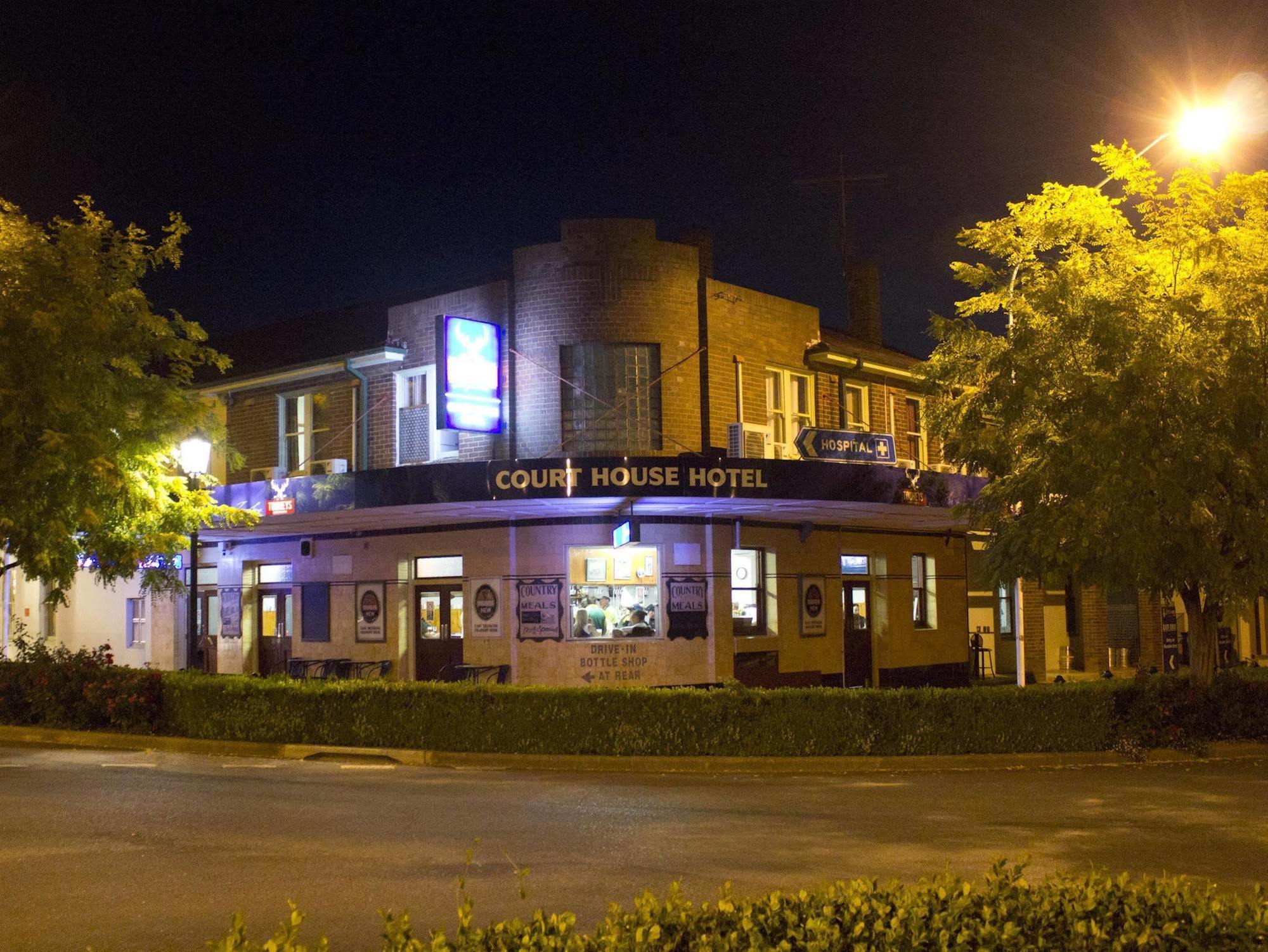Court House Hotel Boorowa Eksteriør billede